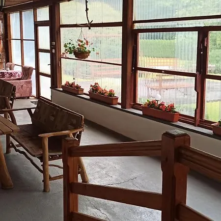 W Ogrodzie בית הארחה Sterławki Wielkie