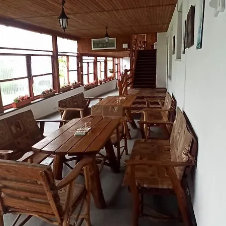 W Ogrodzie בית הארחה 3*