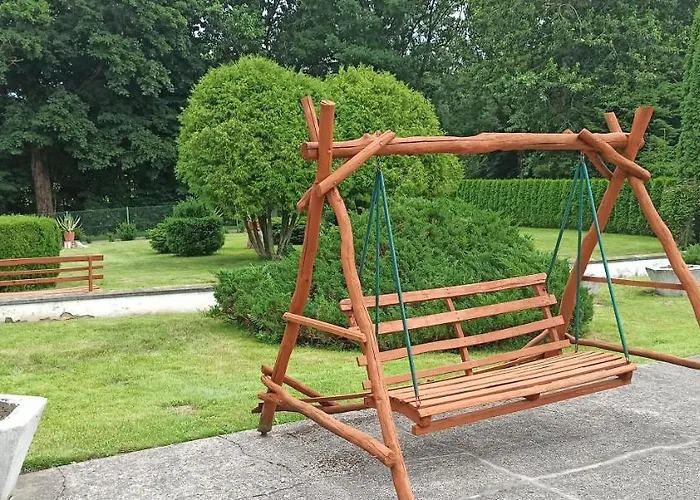 W Ogrodzie 3* Sterlawki Wielkie